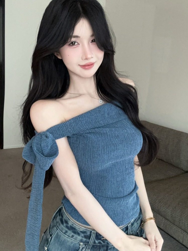 تي شيرت نسائي صيفي بكتف واحد و - مراجعة T Shirt Tight Fit وسعره