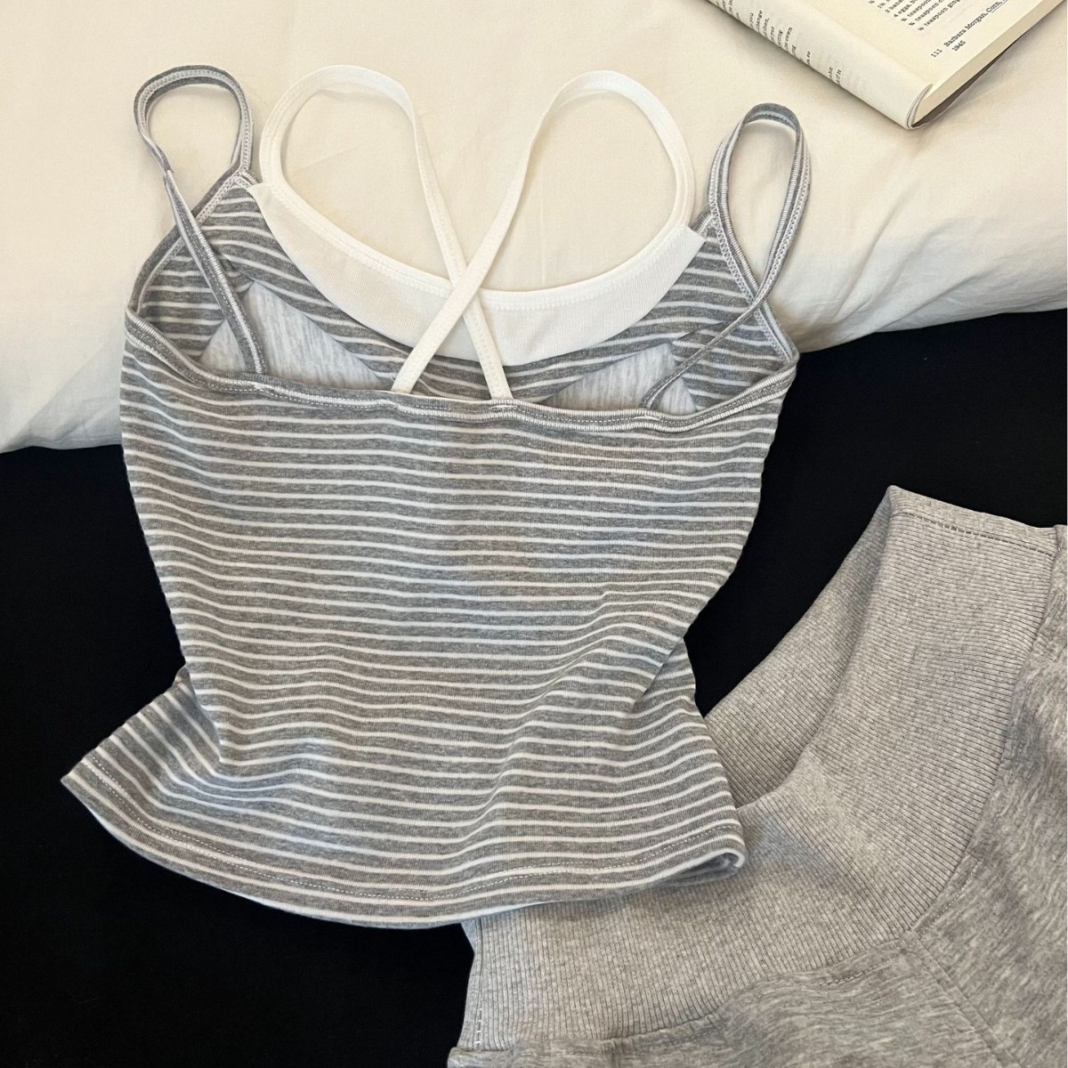 ملابس نوم نسائية مبطنة بسيطة و - مراجعة Suspender Tank Top وسعره