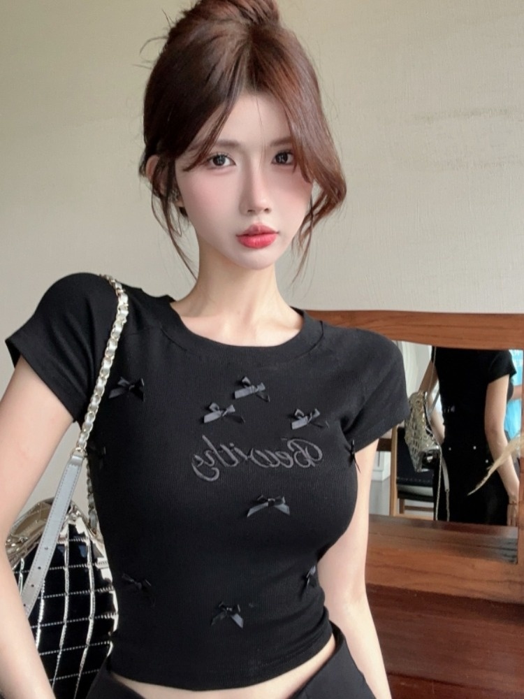 تي شيرت نسائي صيفي جديد بأكمام - مراجعة T Shirt Tight Fit وسعره